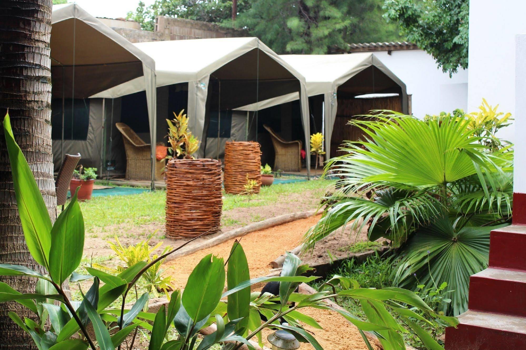 Devocean Eco Adventure Lodge Ponta do Ouro Exterior photo